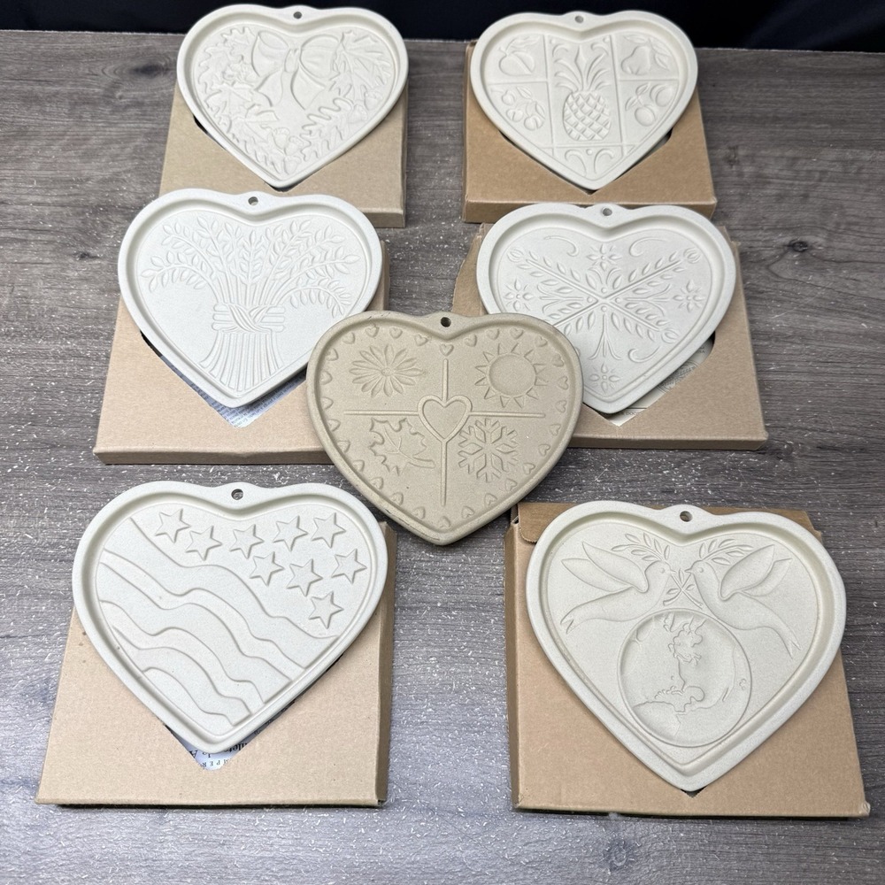 7 Pampered Chef Heart Shaped Stoneware Shortcake Cookie Molds Beige USA